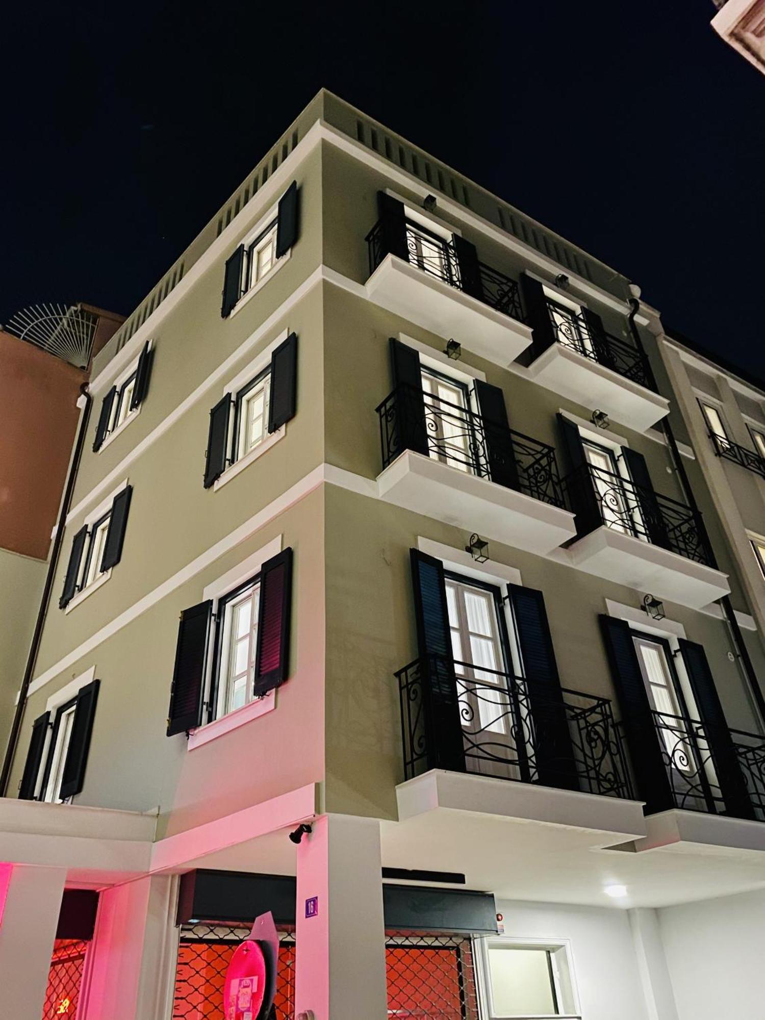 Central Syntagma Square Studio In Athens - Shell Екстер'єр фото
